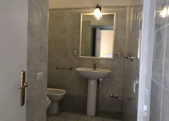 San Daniele Bundi House 3* Roma